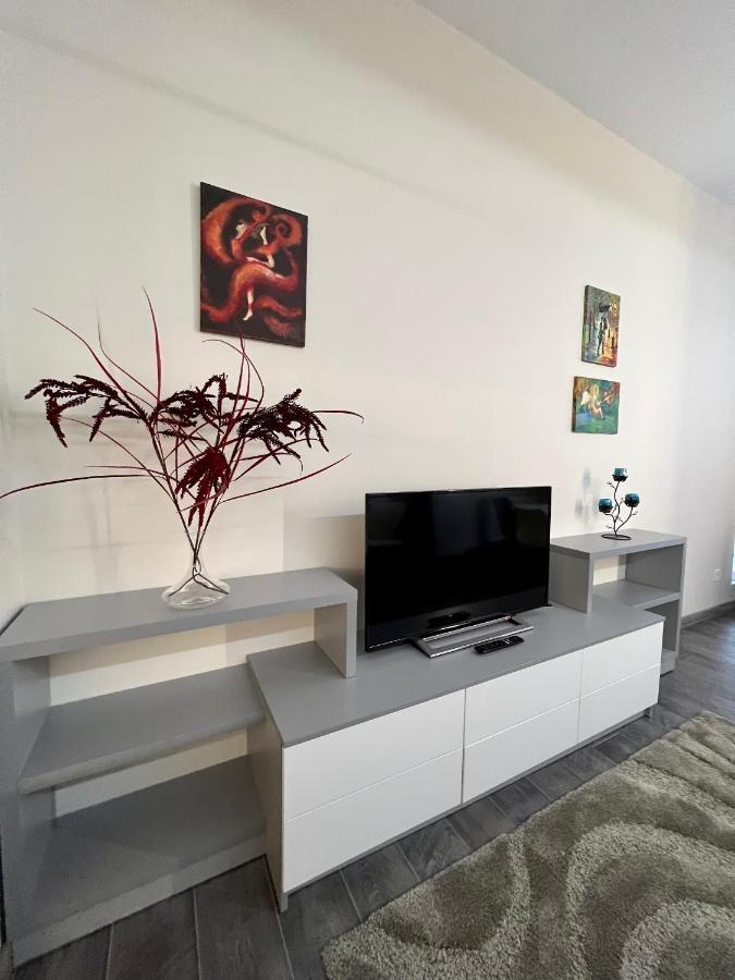 Forum Apartment Lviv Eksteriør bilde